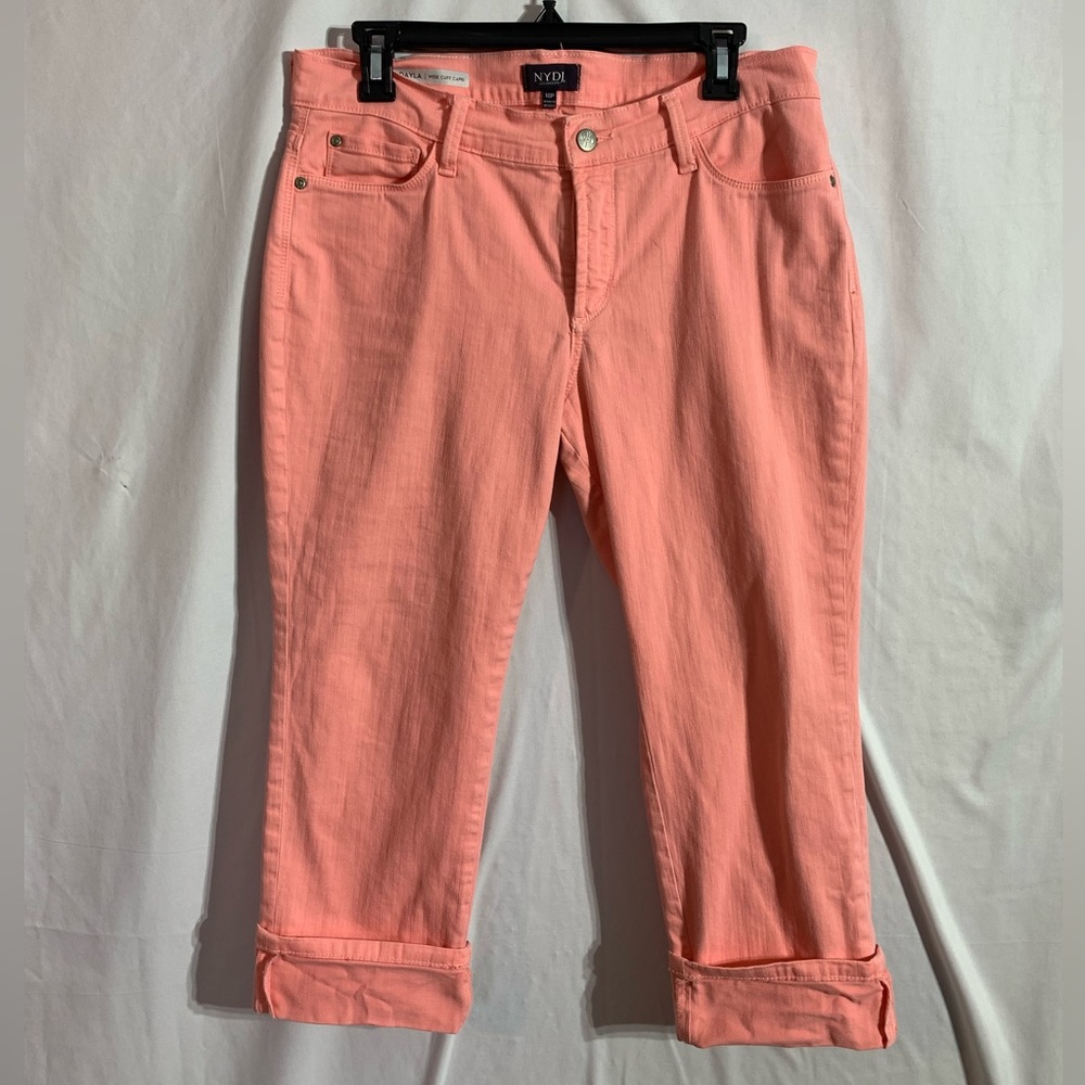 NYDJ size 10p cropped peach capris denim